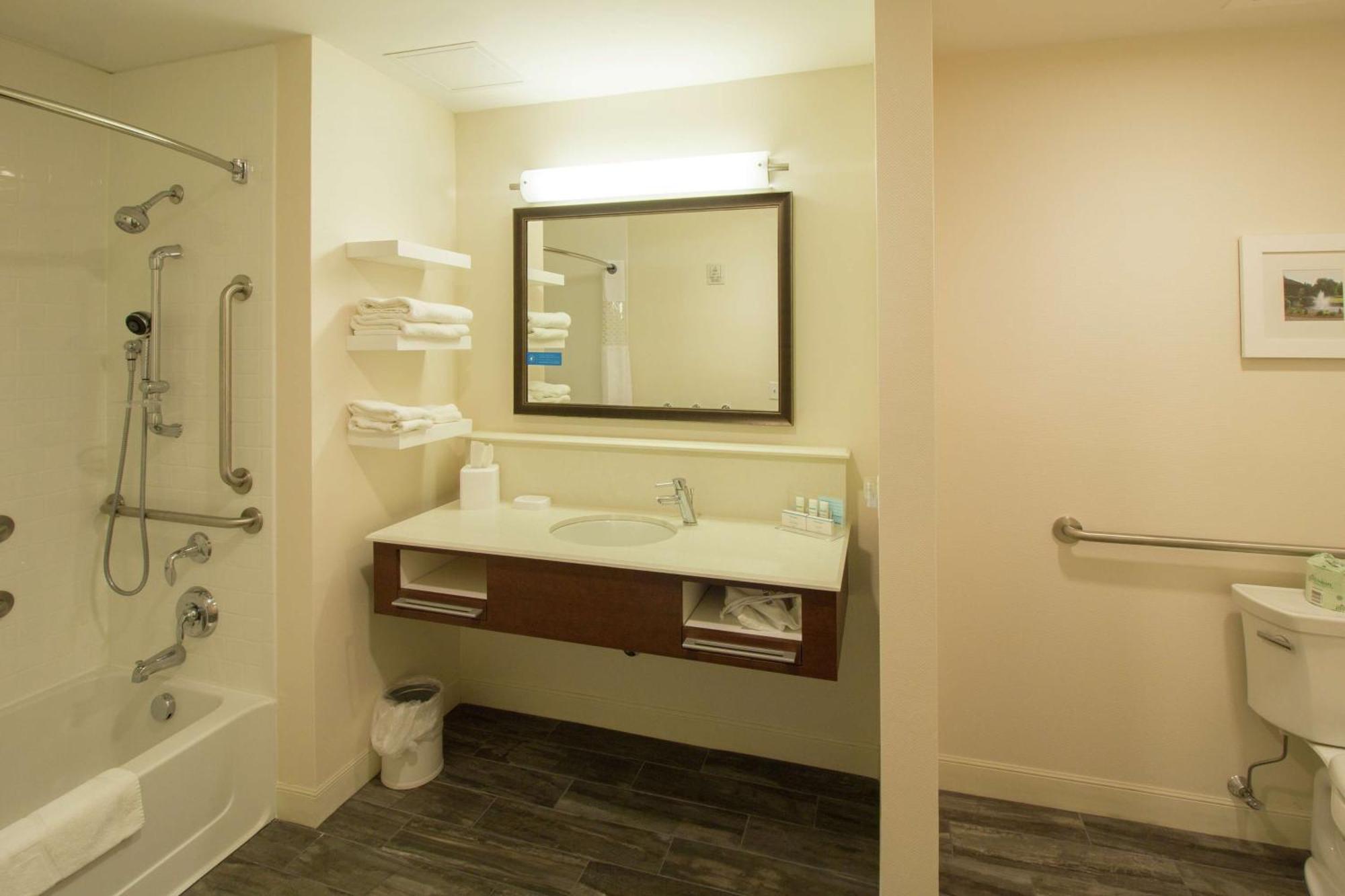 Hampton Inn & Suites Cazenovia, Ny Eksteriør billede
