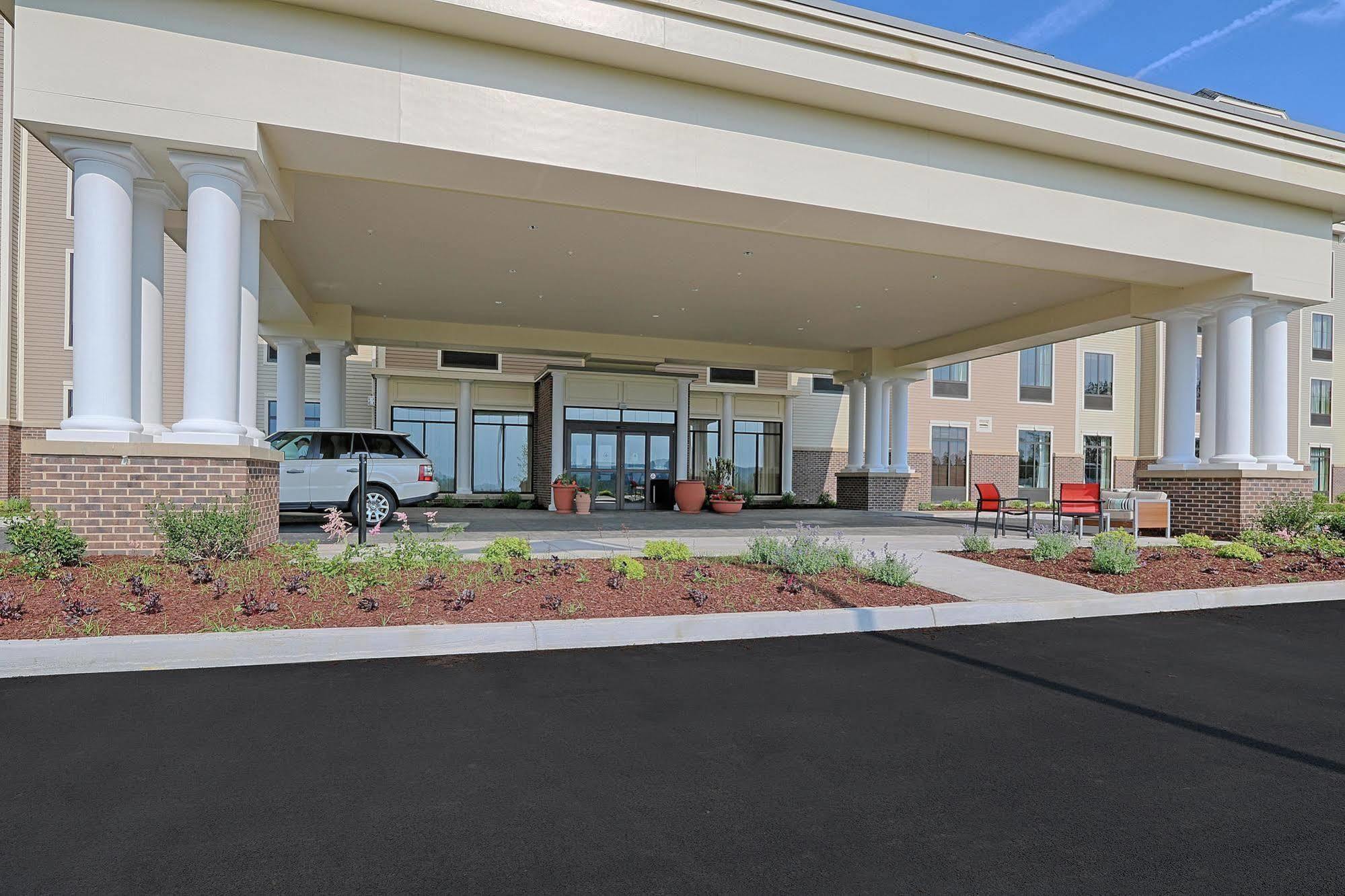Hampton Inn & Suites Cazenovia, Ny Eksteriør billede
